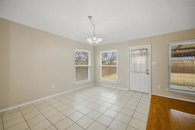 1337 Red River Dr, Unit 18 in Aubrey, TX - Building Photo - Building Photo