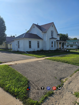 600 2nd St SE in Independence, IA - Building Photo - Building Photo