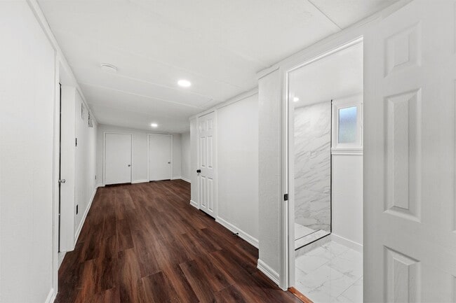 property at 632 Meadowlawn St