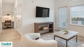 10670 Jake Jabs Blvd in Longmont, CO - Building Photo