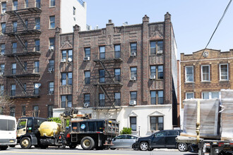 687 86th St in Brooklyn, NY - Building Photo - Building Photo