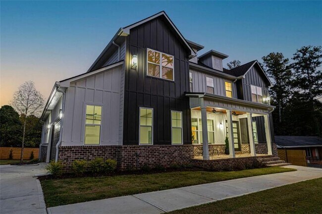 6651 Malvin Dr in Austell, GA - Building Photo - Building Photo