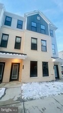 402 Reading Ct in West Windsor Township, NJ - Building Photo - Building Photo