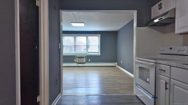 18 Sherman St in Hartford, CT - Building Photo - Building Photo