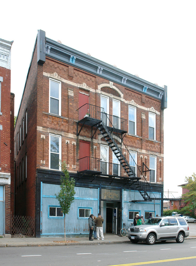 404 South Ave in Rochester, NY - Building Photo - Building Photo