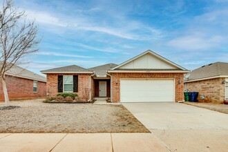 13321 Beaumont Dr in Piedmont, OK - Building Photo - Building Photo