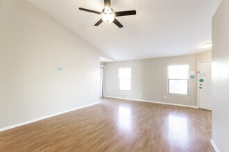 13381 W Ocotillo Ln in Surprise, AZ - Building Photo - Building Photo