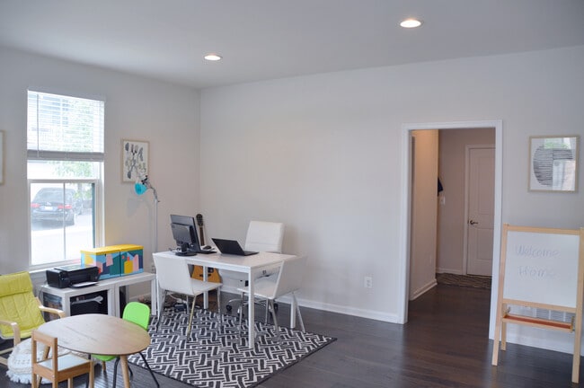 22277 Sims Ter in Ashburn, VA - Building Photo - Building Photo