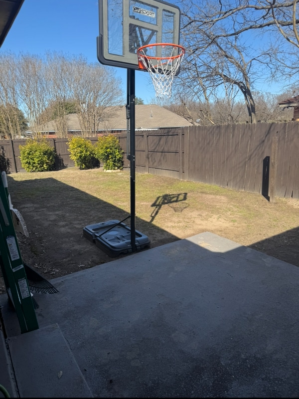 903 Teakwood Ln in Desoto, TX - Building Photo - Building Photo