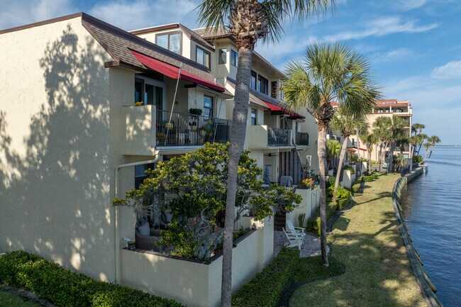 Capri in Orange Park, FL - Building Photo - Building Photo