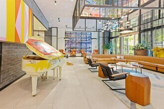 121 NE 34th St, Unit 2314 in Miami, FL - Building Photo - Building Photo