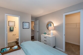 Wilde Lake Apartments in Richmond, VA - Building Photo - Building Photo