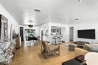 100 W New Hampshire St in Orlando, FL - Building Photo - Building Photo