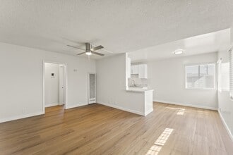 1339 W 109th St in Los Angeles, CA - Building Photo - Building Photo