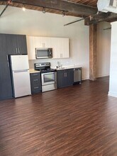 806 Sampson St in Houston, TX - Building Photo - Building Photo