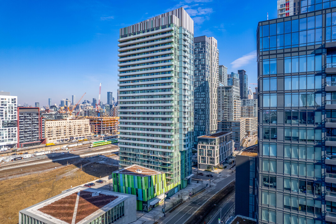 Library District Condo in Toronto, ON - Building Photo