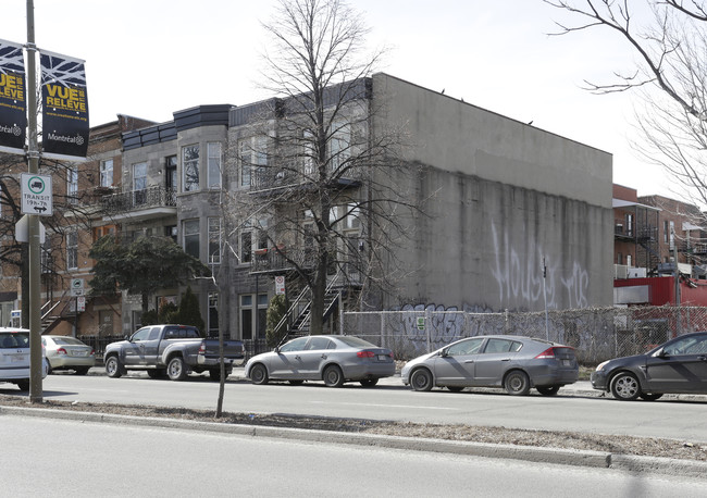 285 Saint-Joseph O in Montréal, QC - Building Photo - Primary Photo