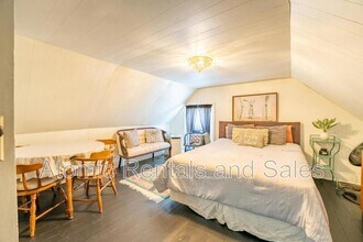 714 E Jefferson St in Jefferson City, TN - Building Photo - Building Photo