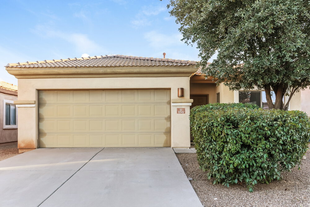 150 E Corte Rancho Centro in Sahuarita, AZ - Foto de edificio