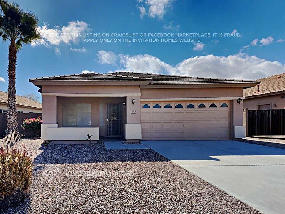 14619 W Watson Ln in Surprise, AZ - Building Photo