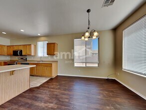 7571 W State Ave in Glendale, AZ - Building Photo - Building Photo