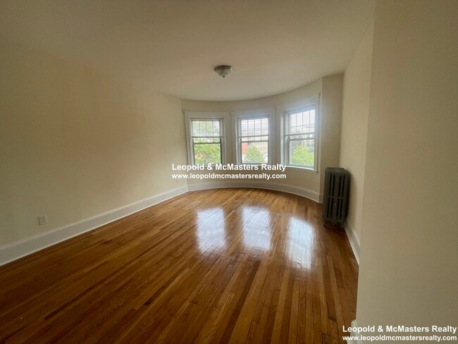 1316 Commonwealth Ave, Unit 302