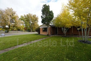 2880 Harrison St in Denver, CO - Building Photo