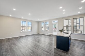 25 Robeson St in Somerville, NJ - Building Photo - Building Photo