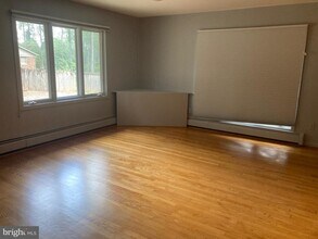 1334 Balls Hill Rd in McLean, VA - Building Photo - Building Photo