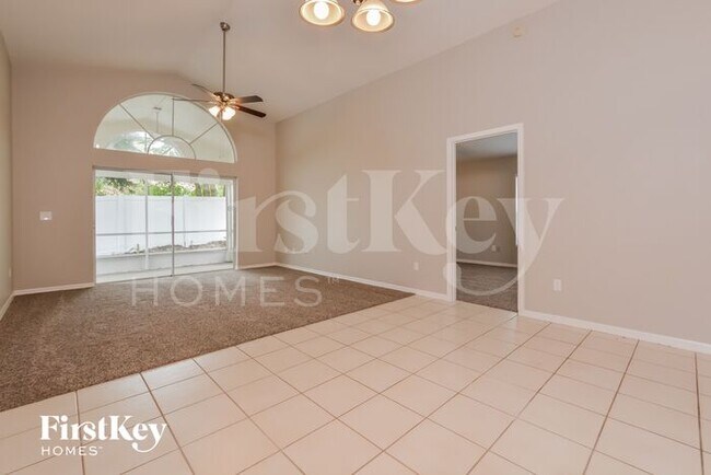 1019 E Pebble Beach Cir in Winter Springs, FL - Foto de edificio - Building Photo