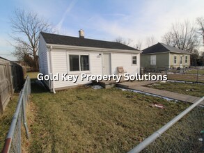 1608 N Macedonia Ave in Muncie, IN - Building Photo - Building Photo