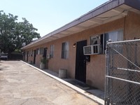 4316 E Olive Ave in Fresno, CA - Foto de edificio - Building Photo