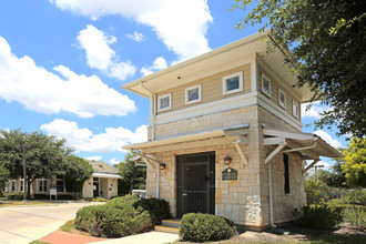 Legacy at Crown Meadows in San Antonio, TX - Foto de edificio - Building Photo