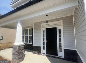 135 Sams Dr in Guyton, GA - Building Photo - Building Photo