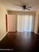 6316 Mercado Dr in Jacksonville, FL - Foto de edificio - Building Photo