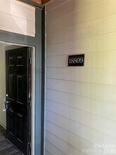 18809 Vineyard Point Ln in Cornelius, NC - Building Photo - Building Photo