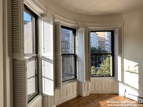 519 Beacon St, Unit 2 in Boston, MA - Building Photo - Building Photo
