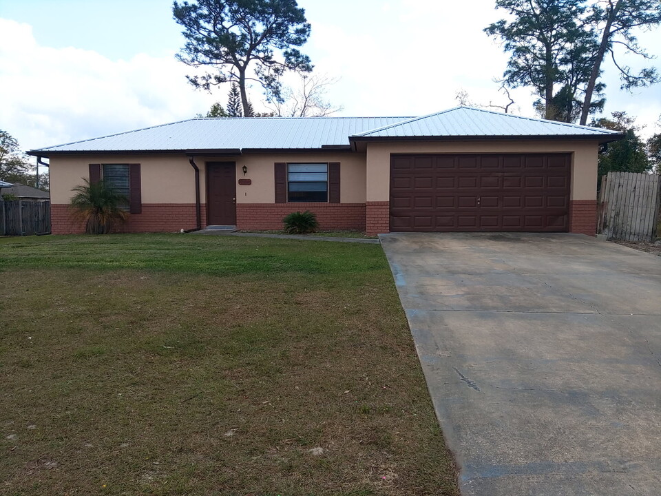 1760 Santee Ave in Deltona, FL - Building Photo