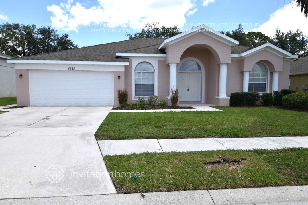 4625 Egmont Dr in Bradenton, FL - Building Photo