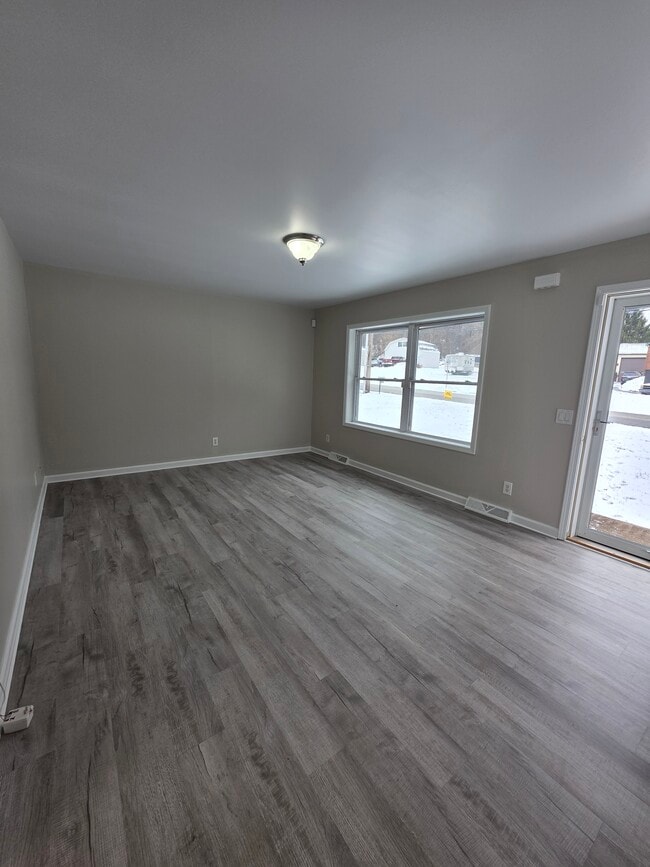 property at 10 Susquehanna Dr