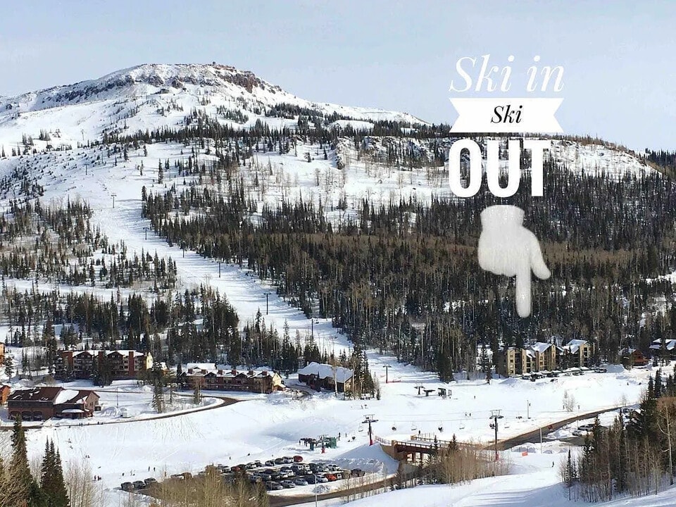 651 South Snowflake Lane in Brian Head, UT - Foto de edificio