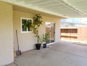 417 Conestoga Ln in Imperial, CA - Building Photo - Building Photo