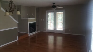 141 Woodson Dr in Clayton, NC - Building Photo - Building Photo
