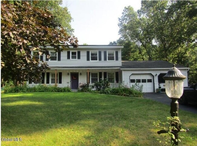 property at 9 Augusta Ct