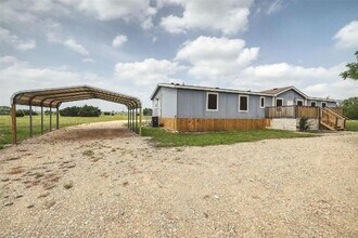 132 Co Rd 247 in Georgetown, TX - Building Photo - Building Photo