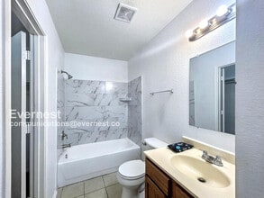 2027 Mission Field in San Antonio, TX - Building Photo - Building Photo