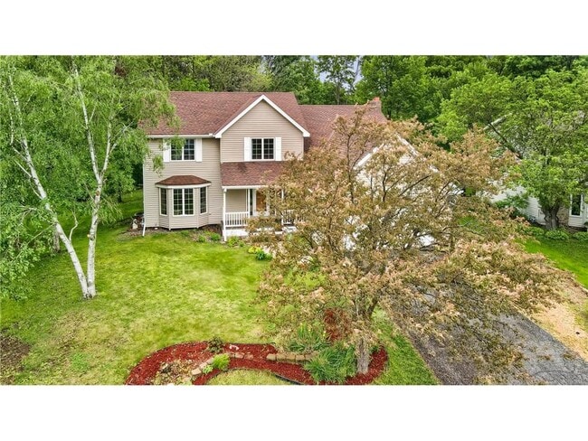 3759 Greensboro Dr in Eagan, MN - Building Photo - Building Photo