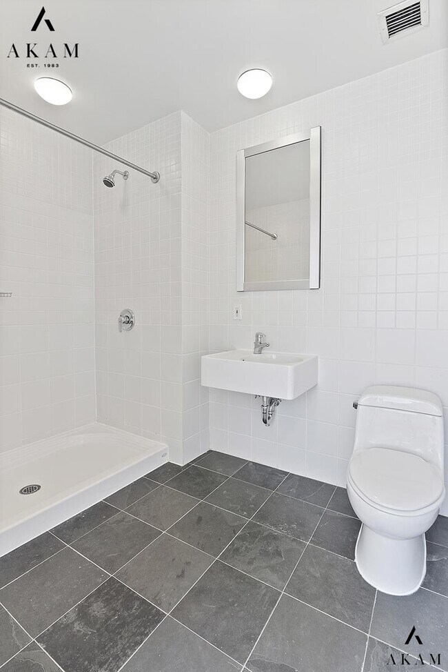 80 Chambers St-Unit -10-F in New York, NY - Building Photo - Building Photo