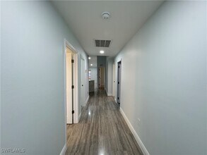 168 Pullman St in Lehigh Acres, FL - Foto de edificio - Building Photo
