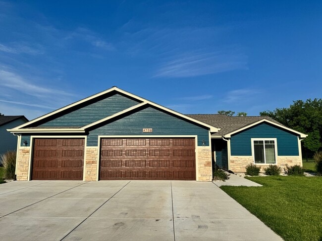 property at 4708 Raven Crk Dr